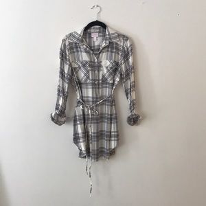 Maternity flannel shirt